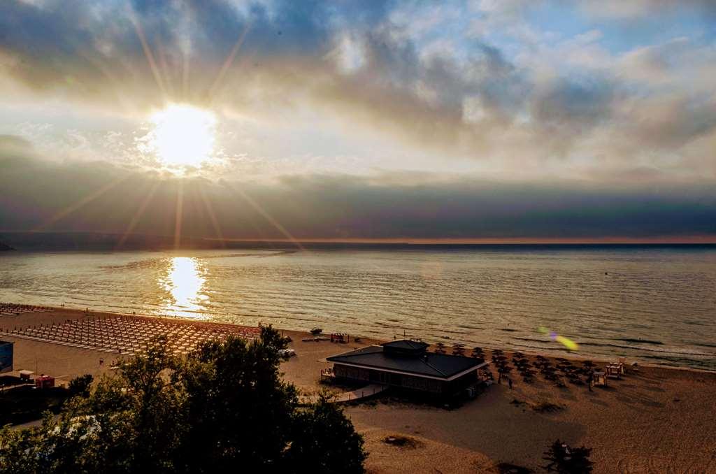 Maritim Hotel Paradise Blue Albena Servis gambar